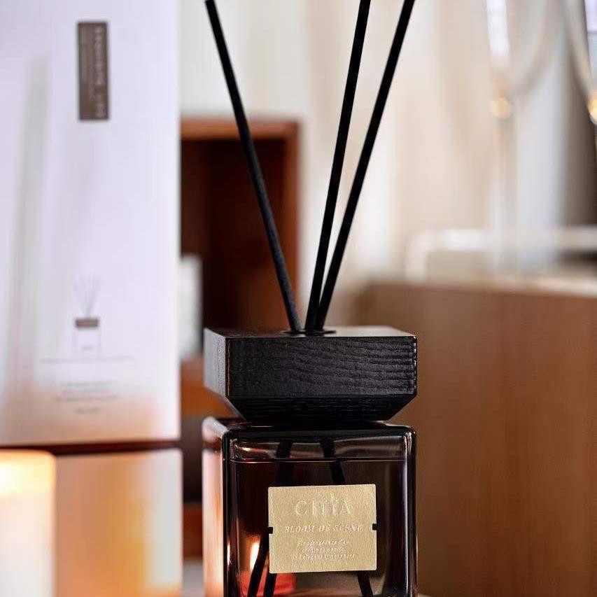 Wooden Cap Square Bottle (100ml)